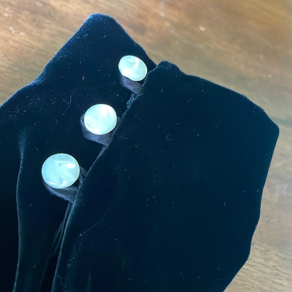 Vintage Banana Republic Black Velvet Empire Waist Dress - Size 8 - Picture 7 of 9